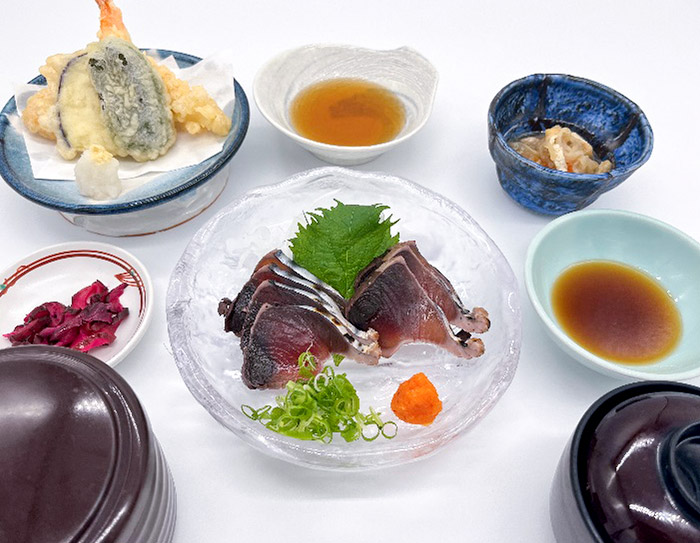 カツオのたたき定食